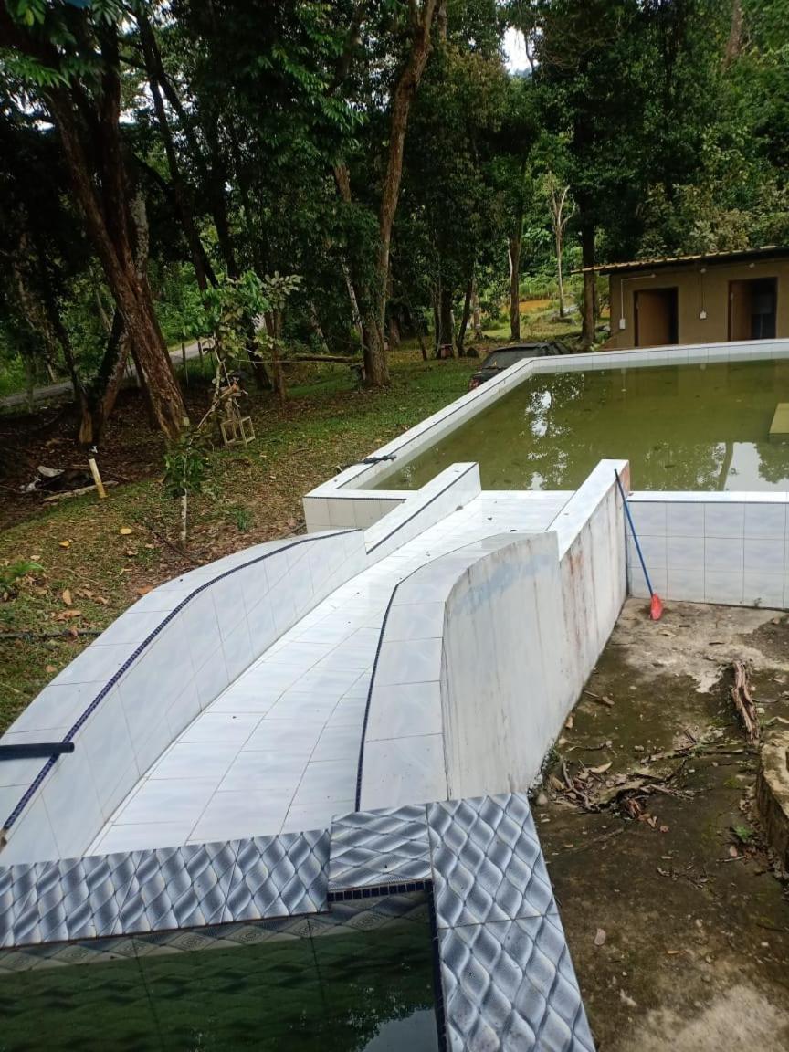 Gandah Forest Park Chalet Lanchang Luaran gambar
